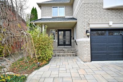 509 Ravineview Way, House other with 5 bedrooms, 5 bathrooms and 6 parking in Oakville ON | Image 2