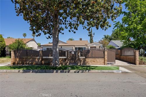 12531 Vose St, North Hollywood, CA, 91605-5362 | Card Image