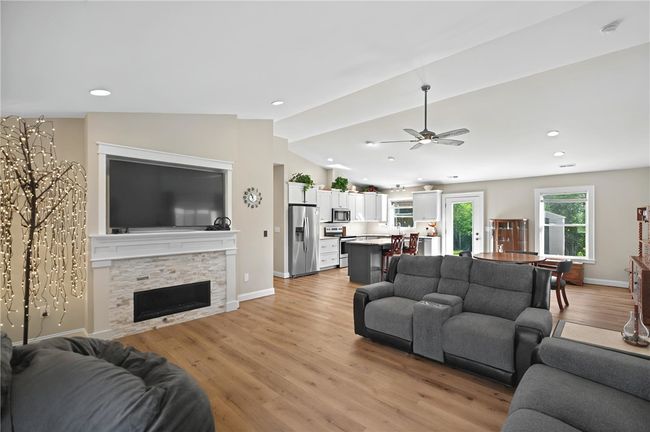 8045 Highway 81 S, House other with 3 bedrooms, 2 bathrooms and null parking in Starr SC | Image 6