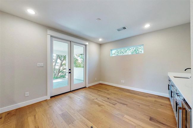 Game room with Wetbar! | Image 18