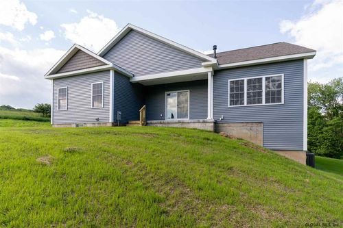 00 Creek Rd, Wynantskill, NY, 12198 | Card Image
