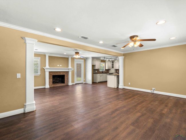 1137 Fm 2985, House other with 4 bedrooms, 2 bathrooms and null parking in Hughes Springs TX | Image 7