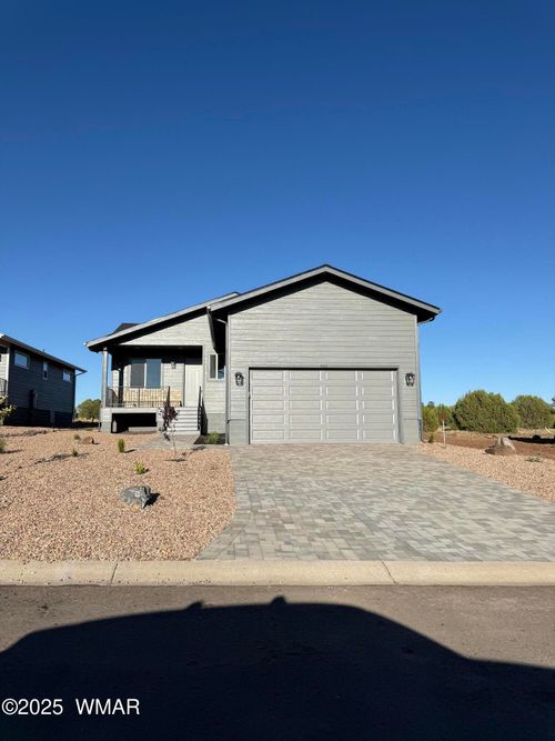 901 S Ridgeway Pl, Show Low, AZ, 85901 | Card Image