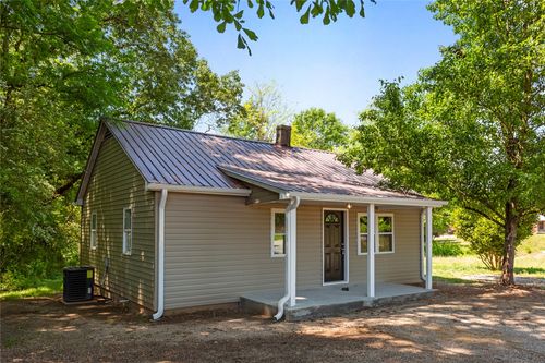 404 Highland Ave, Westminster, SC, 29693-1924 | Card Image