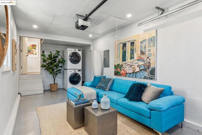 1026 Court St, House other with 4 bedrooms, 3 bathrooms and 1 parking in Alameda CA | Image 38