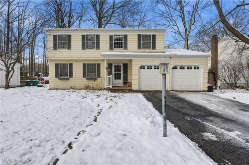 5976 Silver Ct, Mentor, OH, 44060-2317 | Card Image