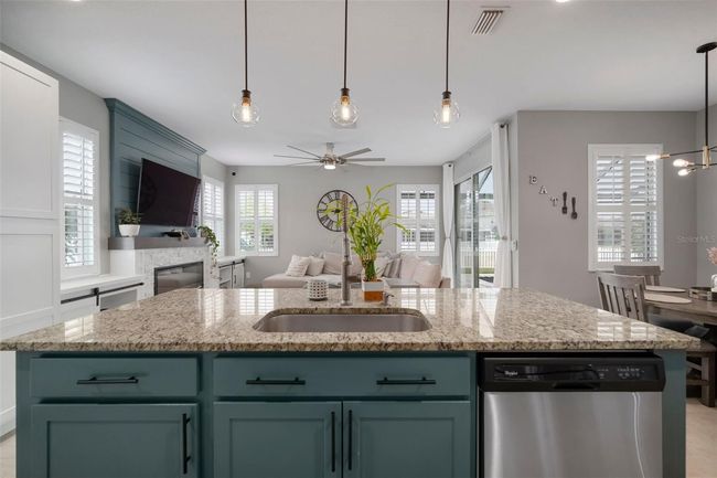 8141 Carlton Ridge Dr, House other with 5 bedrooms, 3 bathrooms and null parking in LAND O LAKES FL | Image 7