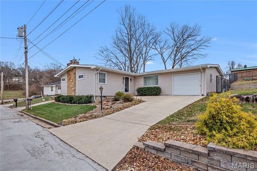 128 E 11th St, Hermann, MO, 65041-1406 | Card Image