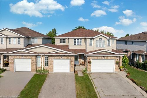 22 Chester Dr, Cambridge, ON, N1T2C4 | Card Image