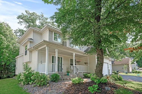 10426 Hidden Oaks Ln N, Champlin, MN, 55316-3044 | Card Image