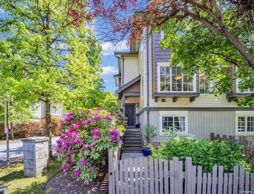 3302 Noel Dr, Burnaby, BC, V3J1J8 | Card Image