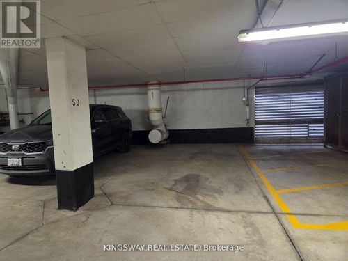 2472 Post Rd, Oakville, ON, L6H0K1 | Card Image