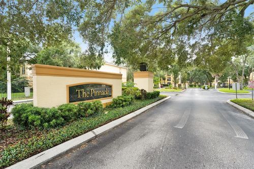 312-5618 Pinnacle Heights Cir, TAMPA, FL, 33624-4824 | Card Image