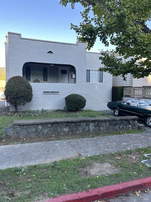 1468 Lincoln Ave, San Rafael, CA, 94901-2021 | Card Image