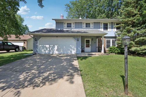 32 Woodridge Ln, Streamwood, IL, 60107-1550 | Card Image