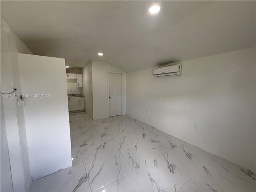 rear-1960 Nw 104th St, Miami, FL, 33147 | Card Image