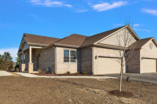 58 Olympus Dr, Tinley Park, IL, 60477-4829 | Card Image