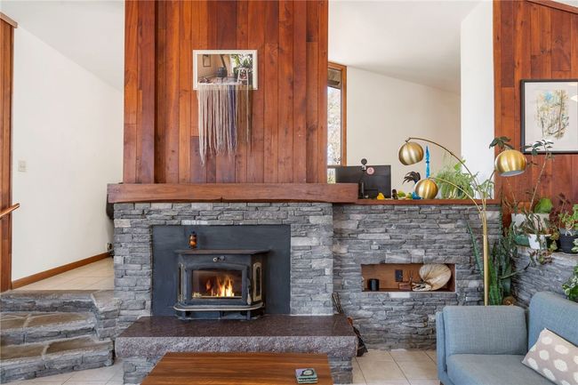Main living area | Image 11