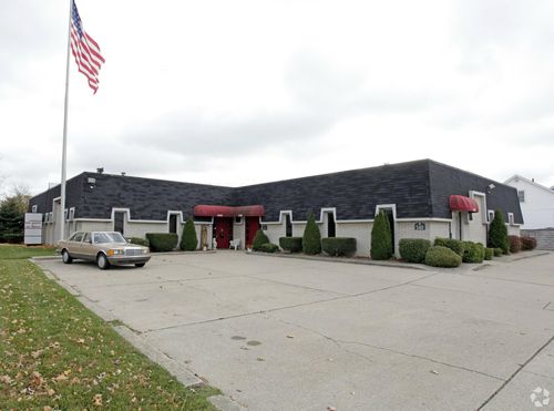 544 E 11 Mile Rd, Madison Heights, MI, 48071-3702 | Card Image