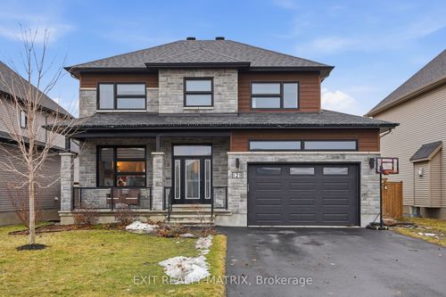 129 Lyon St, Embrun, ON, K0A1W0 | Card Image