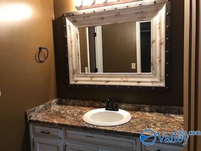 4001 - 4001 Belle Grove Dr Sw, Condo with 1 bedrooms, 2 bathrooms and null parking in Huntsville AL | Image 9