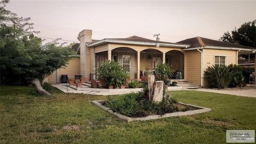 920 N 15th St, McAllen, TX, 78501-4404 | Card Image