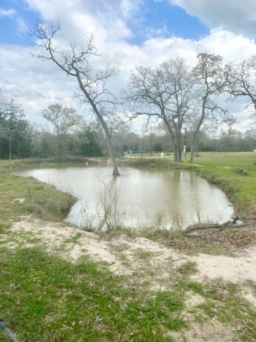 5066 Brown Ln, Madisonville, TX, 77864-7601 | Card Image