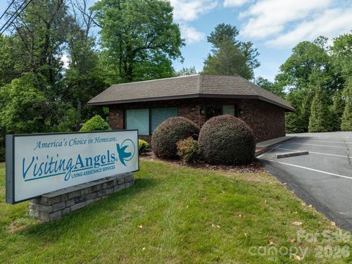 1822 Hickory Boulevard Sw, Lenoir, NC, 28645 | Card Image