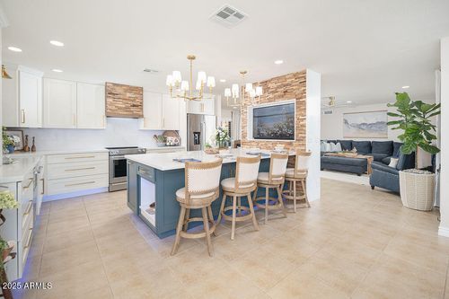 18823 N 97th Ln, Peoria, AZ, 85382-2675 | Card Image