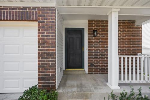 1165 Big Bend Crossing Dr, Manchester, MO, 63088-1297 | Card Image