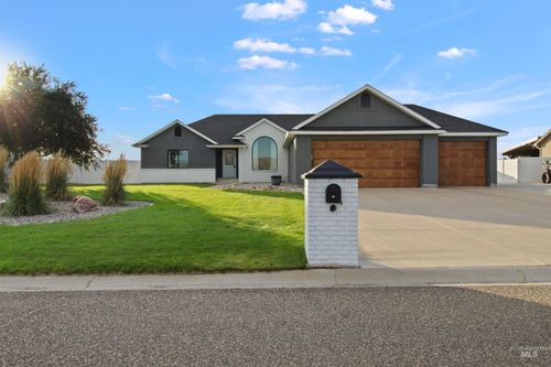 78 Pelican Dr, Rupert, ID, 83350-8714 | Card Image