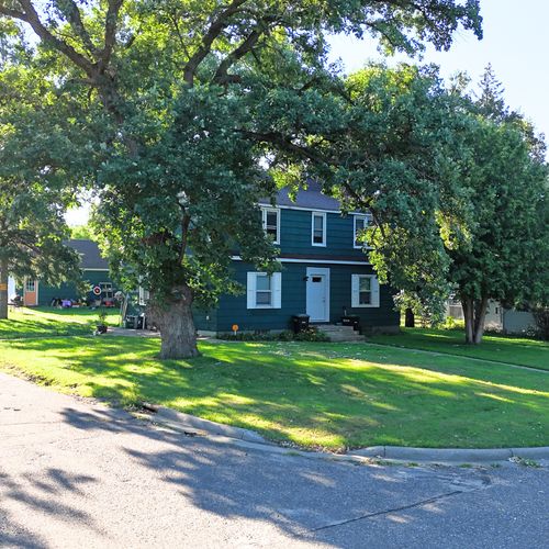 314 7th St Ne, Little Falls, MN, 56345-2827 | Card Image