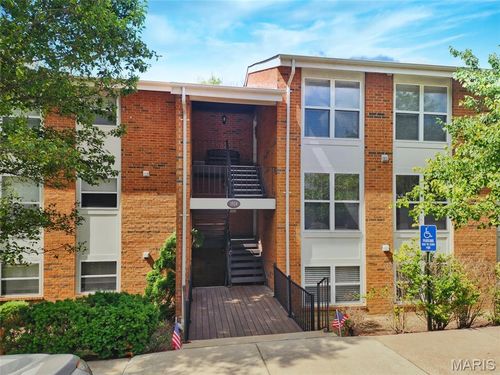 apt-102-1924 Greenglen Dr, Kirkwood, MO, 63122-5230 | Card Image