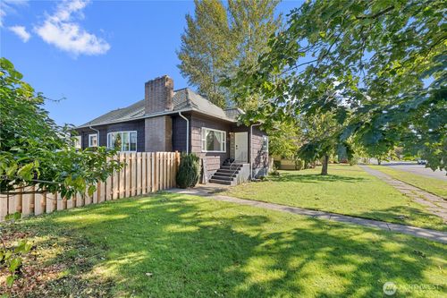 518 Bennett Street, Sedro Woolley, WA, 98284 | Card Image