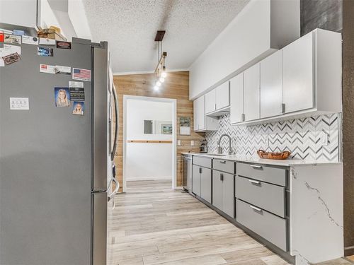 713 Lapwing Road, Edmond, OK, 73003 | Card Image