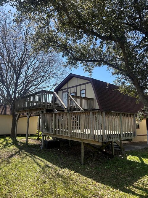1312 N Avenue R, Freeport, TX, 77541-3716 | Card Image