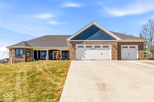 1244 Buck Creek Rd, Greenfield, IN, 46140-9668 | Card Image