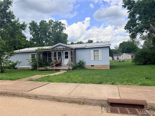 439 E Elvins Blvd, Park Hills, MO, 63601-3919 | Card Image