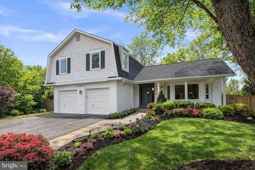 1753 Glastonberry Rd, POTOMAC, MD, 20854-2642 | Card Image