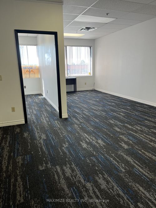 208-50 Steeles Ave E, Milton, ON, L9T4W9 | Card Image