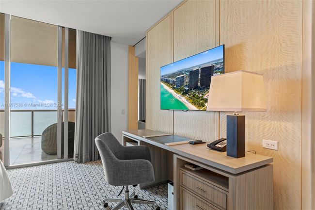 UNIT-1205 - 9703 Collins Ave, Condo with 1 bedrooms, 2 bathrooms and null parking in Bal Harbour FL | Image 14
