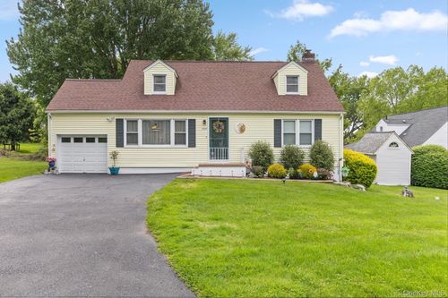 3559 Old Yorktown Rd, Yorktown Heights, NY, 10598-1114 | Card Image