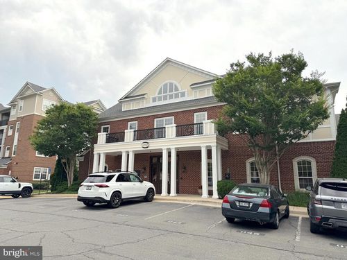 204-12921 Centre Park Cir, HERNDON, VA, 20171-5823 | Card Image