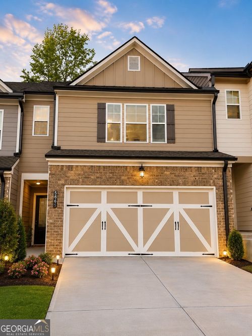 5665 Overview Dr, Flowery Branch, GA, 30542-7211 | Card Image