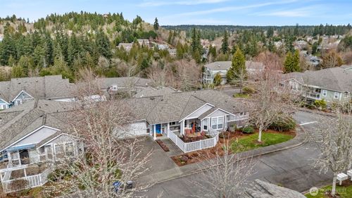 2650-22540 Se 45th St, Issaquah, WA, 98029-6841 | Card Image