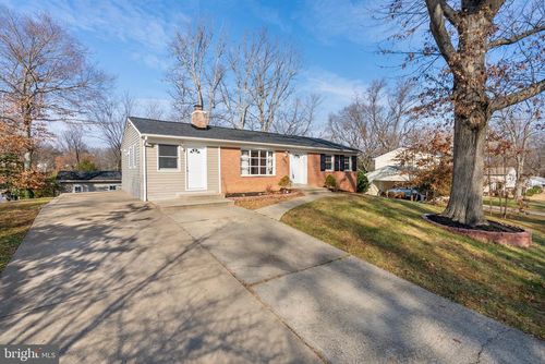 8600 Kentford Dr, SPRINGFIELD, VA, 22152-3245 | Card Image