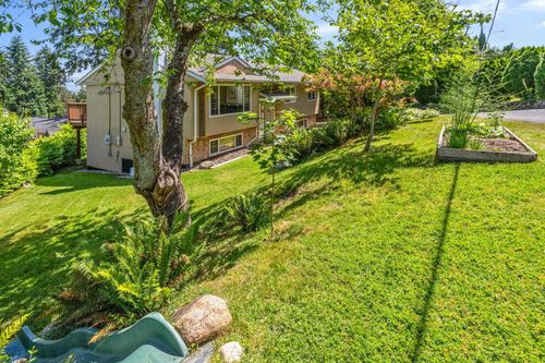1130 Tuxedo Dr, Port Moody, BC, V3H1L4 | Card Image