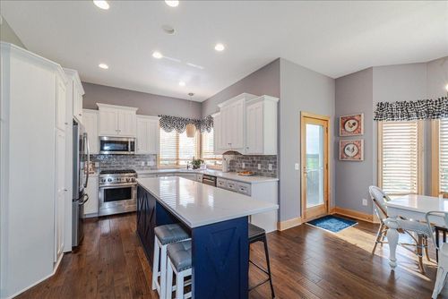 1203 Adrian Dr, Chaska, MN, 55318-1513 | Card Image