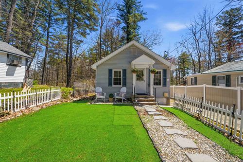 4 1st St, Windham, NH, 03087-1942 | Card Image