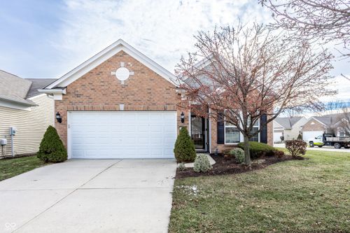 15959 Lambrusco Way, Fishers, IN, 46037-7370 | Card Image